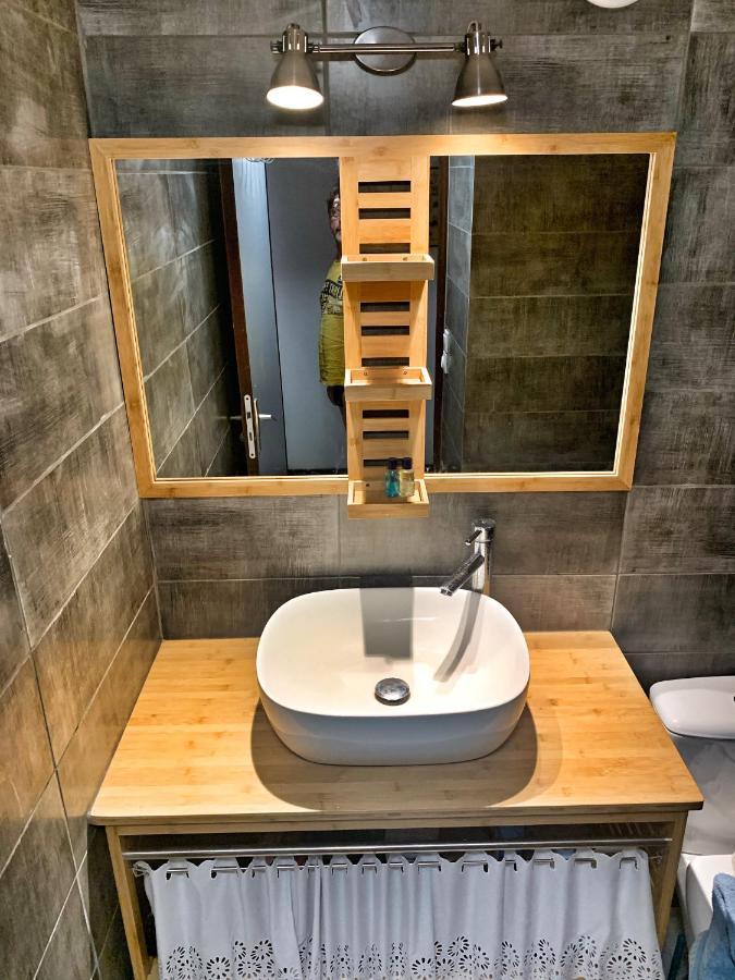 Appartement Duplex Climatise Avec Wi-Fi - Plage Pointe Marin A Pieds, Recemment Renove Sainte-Anne Esterno foto